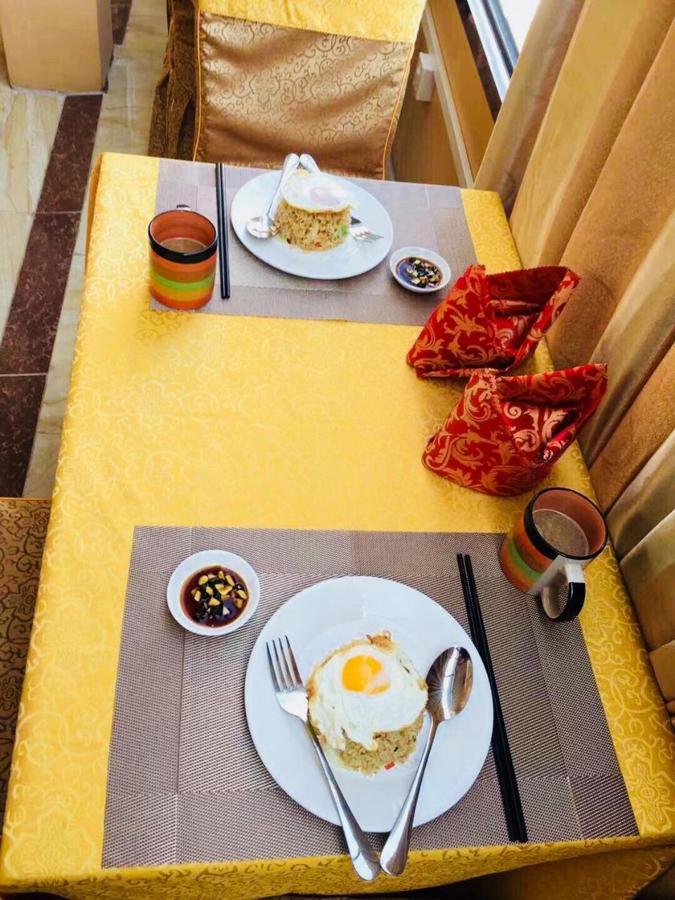 C & Y Hotel ヤンゴン エクステリア 写真